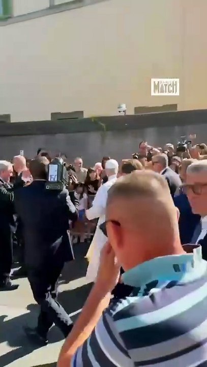 VIDÉO : Léon XIV arrive à Castel Gandolfo pour des vacances au palais d’été des papes