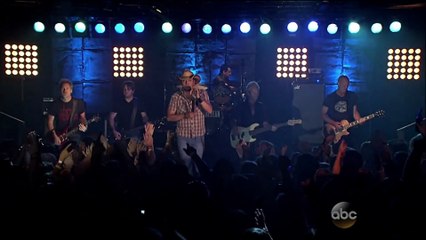 Night Train by Jason Aldean (Live) at CMA Music Festival 2013 🎶