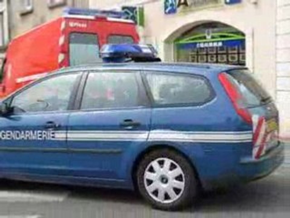 Sablé sur Sarthe : Gendarmerie & Pompiers