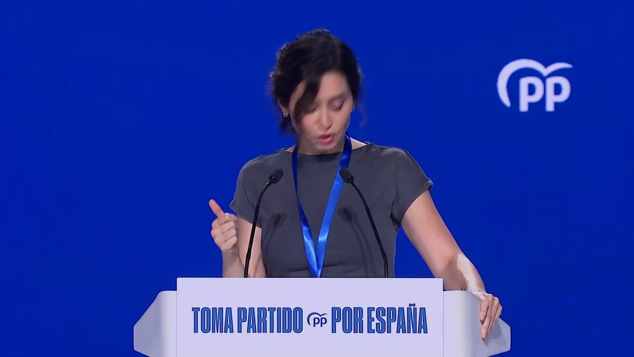 Ayuso asegura que es el momento de Feijóo y pide a españoles que cojan "su martillo"