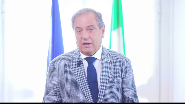 Il caldo e la salute, i consigli di Anelli (Fnomceo)
