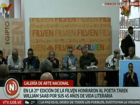 Filven 2025 realizó homenaje al poeta Tarek William Saab por sus 45 años de trayectoria literaria