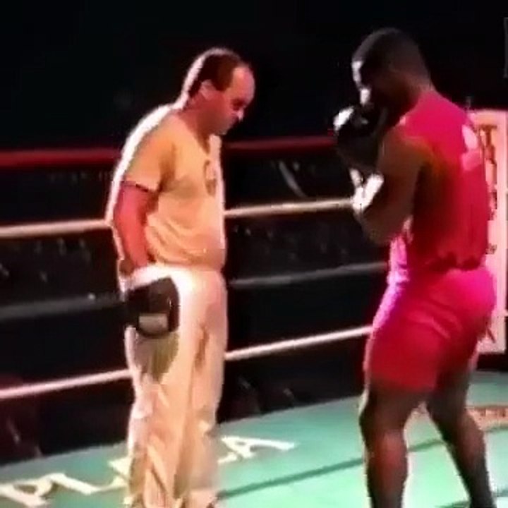 Young Mike Tyson Training