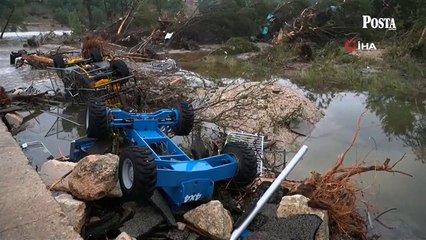 Yağmur değil ölüm yağdı: Texas’ta sel 82 can aldı