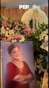 Wreaths from celebrities and politicians at Lolit Solis's wake | PEP Hot Story