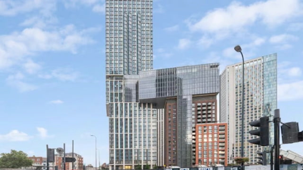 Man stabbed to death in lobby of luxury skyscraper next to US embassy in London