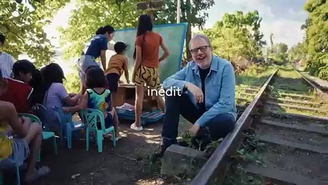 Philippe Gougler aux Philippines dans Des trains pas comme les autres ce lundi 7 juillet 2025 sur France 5.