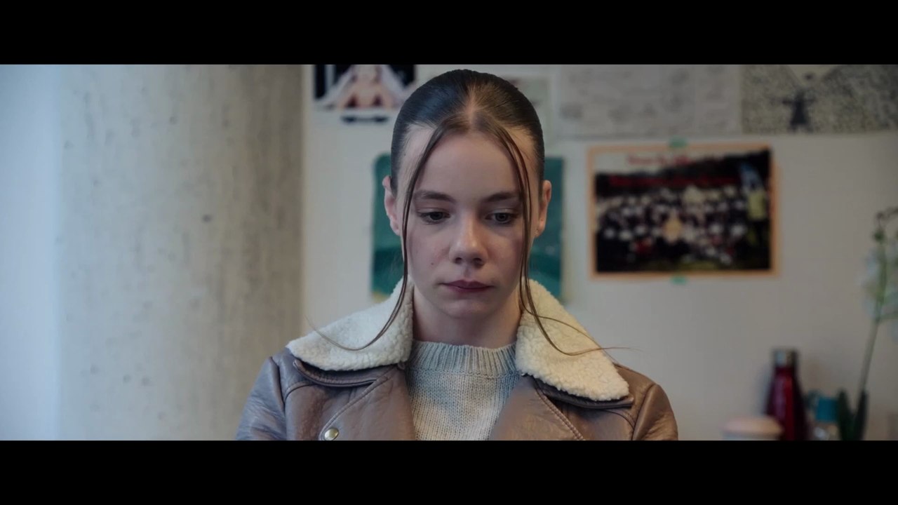 Escena de 'La acusación', de Teddy Lussi-Modeste