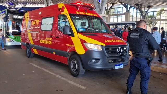 Na saída do trabalho, colegas brigam no Terminal Leste e jovem sai com nariz quebrado