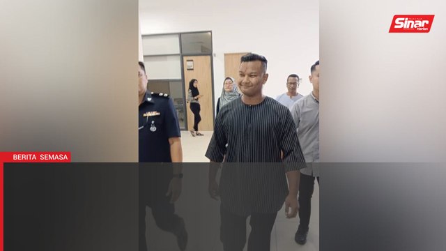 CEO Batu didakwa amang seksual tunjuk gambar aib