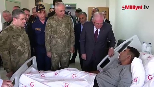 Bakan Güler'den metan gazından zehirlenen askerlere ziyaret