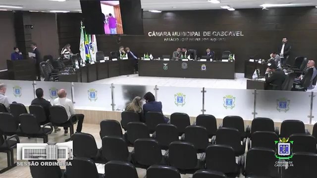 Rachaduras, goteiras e abandono: CCI Morumbi vira dor de cabeça em Cascavel