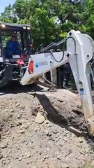 Claro responsabiliza a esta entidad de cortes en su red de fibra óptica