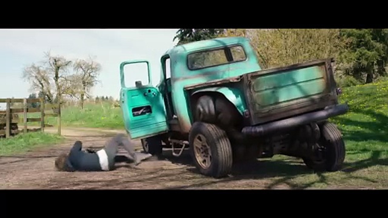 MONSTER TRUCKS  Official