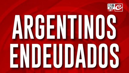 Argentinos endeudados: ¿Cómo son los intereses al no pagar la tarjeta?