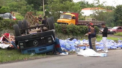 Trágico Acidente entre Camusí de São Félix e Sairé Custa a Vida de Caminhoneiro: A Batalha para Salvar Arquimedes de Lemos Ferreira