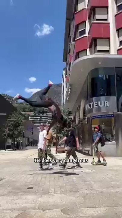 The_world_s_most_dangerous_athlete_bodybuilder_😱_#shorts_#bodybuilder(360p)