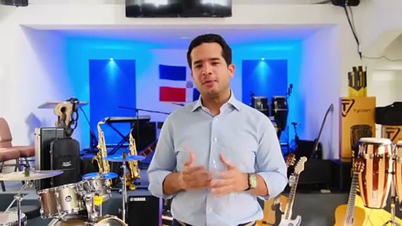 https://lacaracola.com.do/omar-fernandez-fomenta-el-arte-en-barrios-de-la-capital-con-recursos-de-fondo-gadiel/