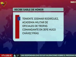 Entregan "sables de honor" a 12 oficiales pertenecientes a distintas academias militares