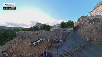 Segundo encierro de San Fermín, protagonizado por un toro rezagado