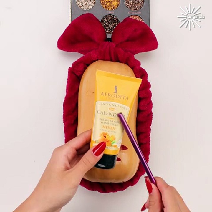 Butternut squash meets the makeup world 🥂✨