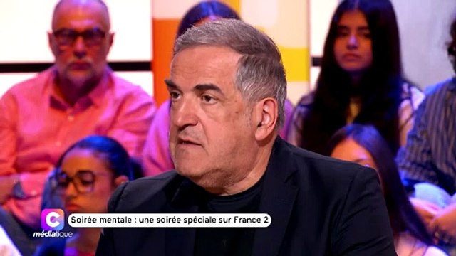 Michel Drucker était l'un des invités de Mélanie Taravant dans C médiatique le 8 juin 2025. L'émission ne reviendra pas à la rentrée.