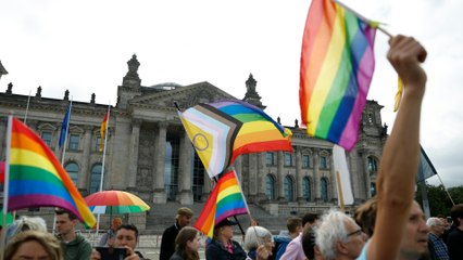 Petition: Regenbogenflagge auf deutschem Bundestag
