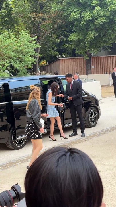 Marion Cotillard au défilé Chanel le 8 juillet  2025. Crédit : Bestimage