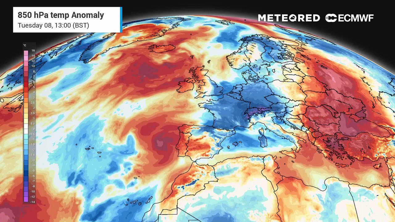 London set to be hotter than Ibiza later this week as a third heatwave grips the UK