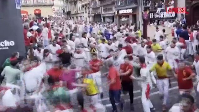 Pamplona, sette feriti alla corsa dei tori di San Fermin