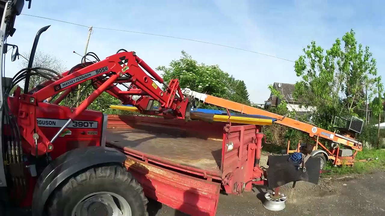 Die Autodoktoren E06-Holgers neue Hebebühne