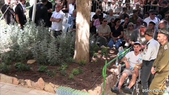Israele, i funerali del soldato ventenne ucciso a Gaza