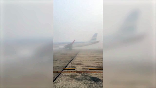 Así se encuentra Ezeiza por la niebla