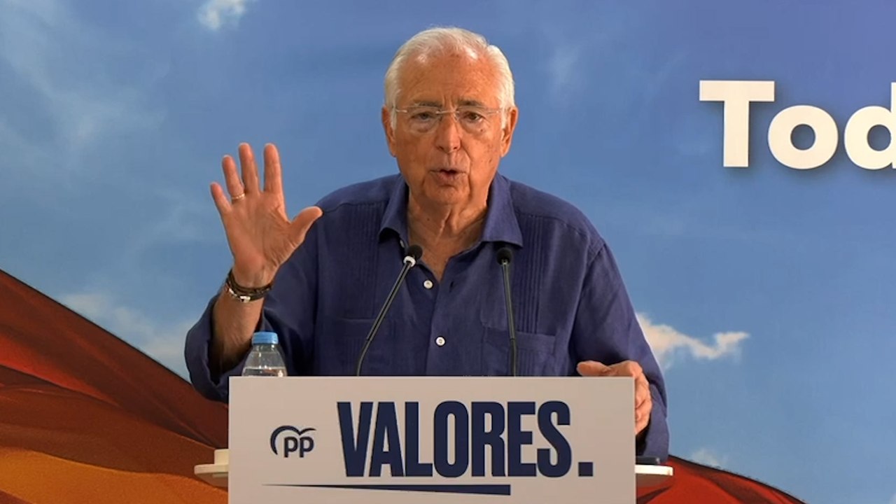 Imbroda, sobre el cierre de la aduana comercial de Melilla: "Ya no hay aduana comercial hasta nueva orden"