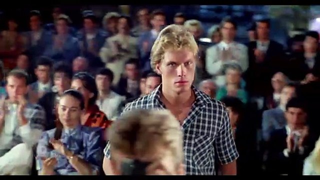 Sotto il vestito niente (Trailer Ufficiale HD) ⭐️⭐️½