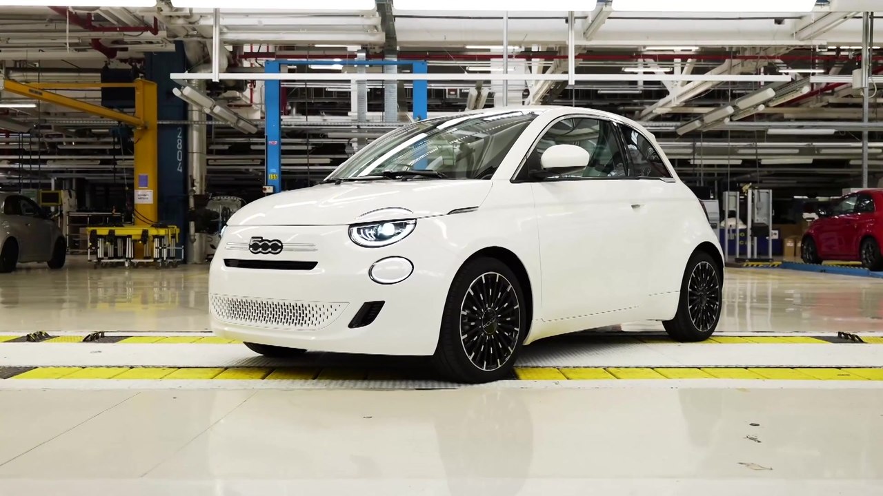 Neuer Fiat 500 Hybrid wird ab November im Werk Mirafiori produziert