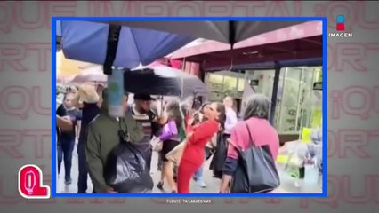 Altagracia Gómez chocó con un paraguas