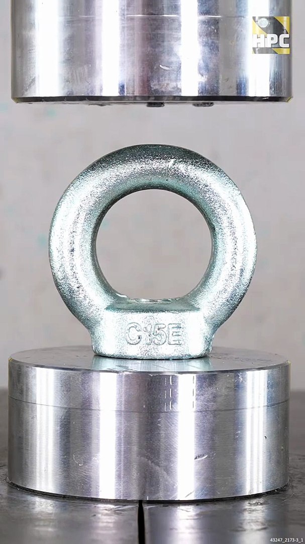 ⁣satisfying metal crushes!