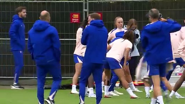 Mbock de retour à l'entraînement avant le Pays de Galles