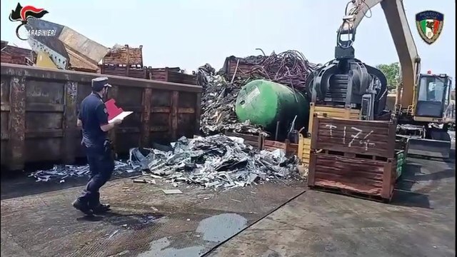 Torino, traffico illecito di rifiuti a Pinerolo: 7 denunciati, sequestrata discarica abusiva