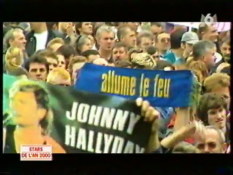 Johnny Hallyday – Retour sur son concert événement à la Tour Eiffel (10 juin 2000) | Stars de l’an 2000 – M6
