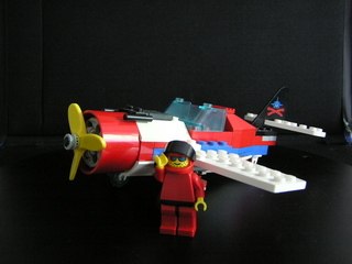 Stop motion : avion LEGO