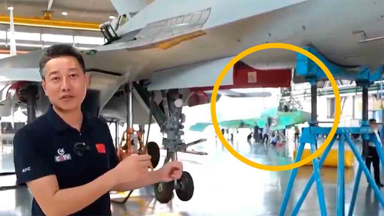 ערוץ CCTV חושף בטעות ייצור סדרתי של מטוס הקרב ה...