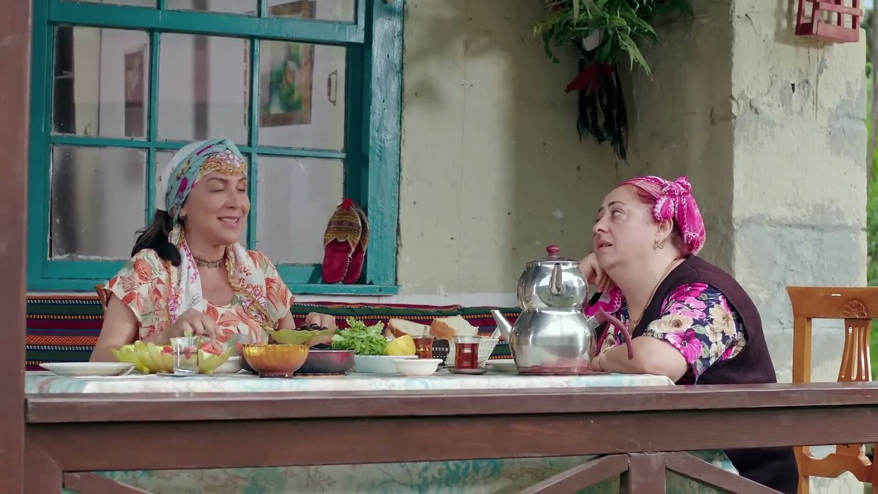 Bizim Hoca Bezdum Da Komedi Filmi izle