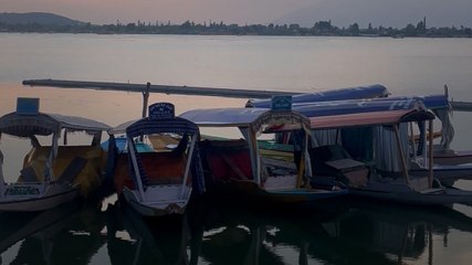 Kashmir का सबसे बड़ा पर्यटन सीजन तबाह