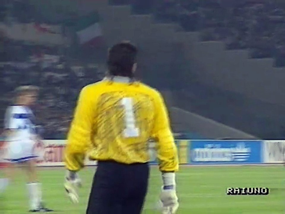 1990 FIFA World Cup - Italy v. USA