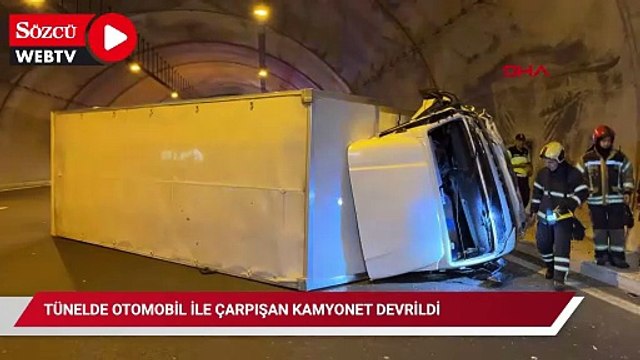 Tünelde otomobil ile çarpışan kamyonet devrildi; 1'i çocuk, 3 yaralı