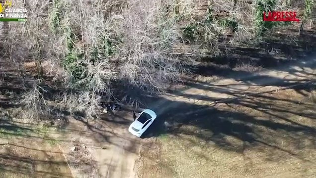 Varese, spaccio di droga nei boschi: nove arresti