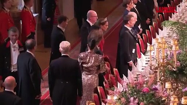 Windsor, Re Carlo ospita la cena di stato per Macron