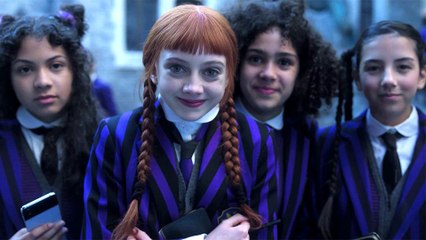 Wednesday Staffel 2 Trailer (OV) – Neue dunkle Geheimnisse enthüllt 🕸️